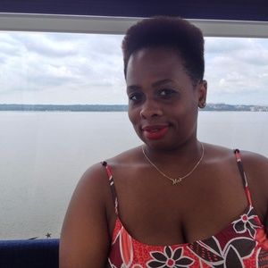 Meet your Posher, Dana
